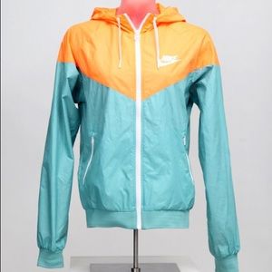 Neón Nike windbreaker